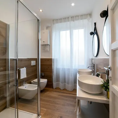 *****amorhome***** New Luxury In The Heart Of Apartment