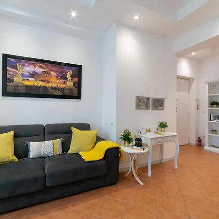 *****amorhome***** New Luxury In The Heart Of Apartman Róma